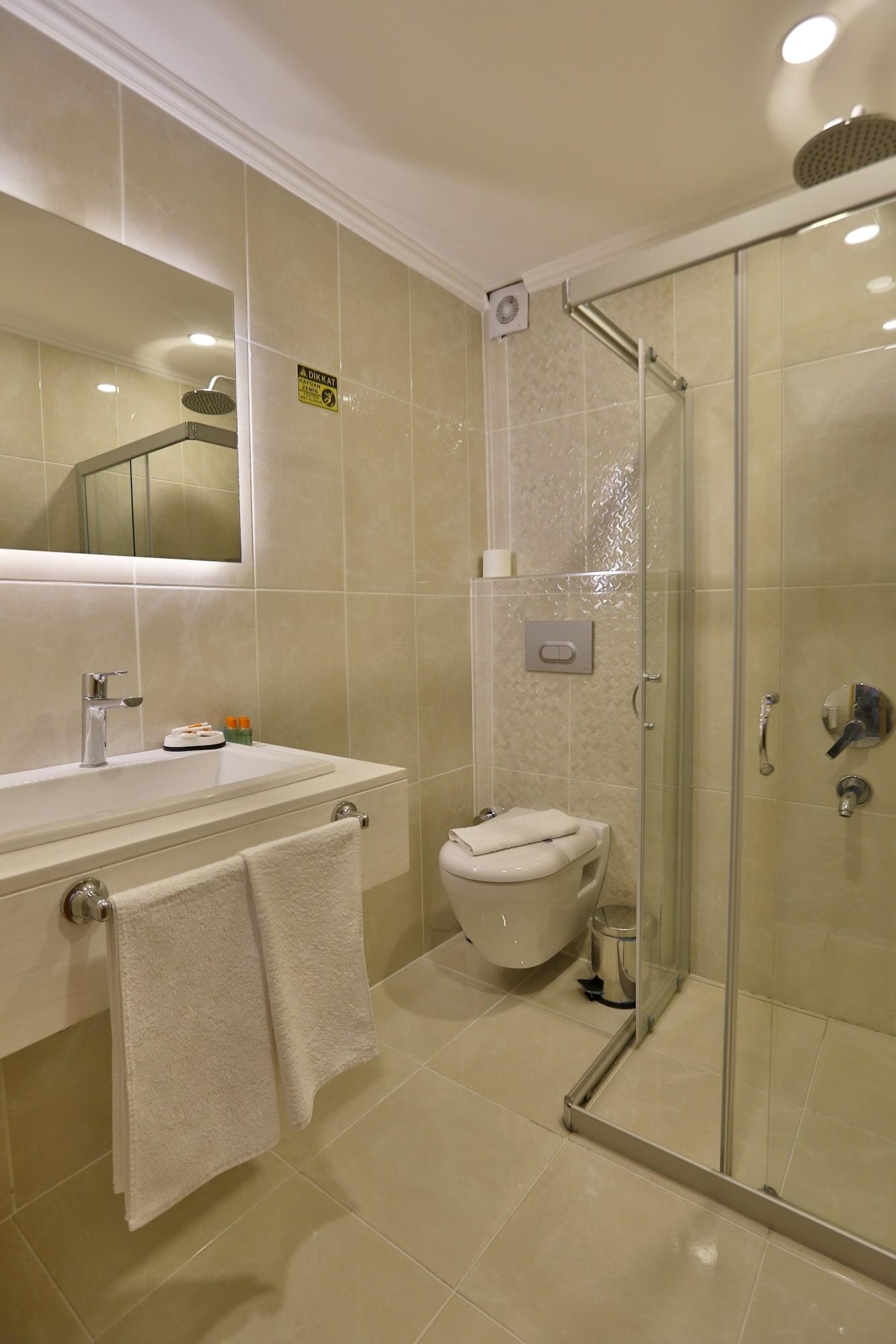Himm Hotel Каш Екстериор снимка