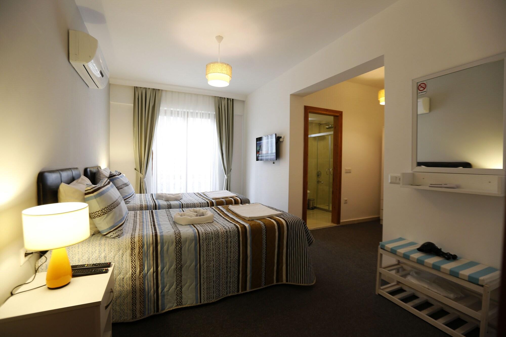 Himm Hotel Каш Екстериор снимка