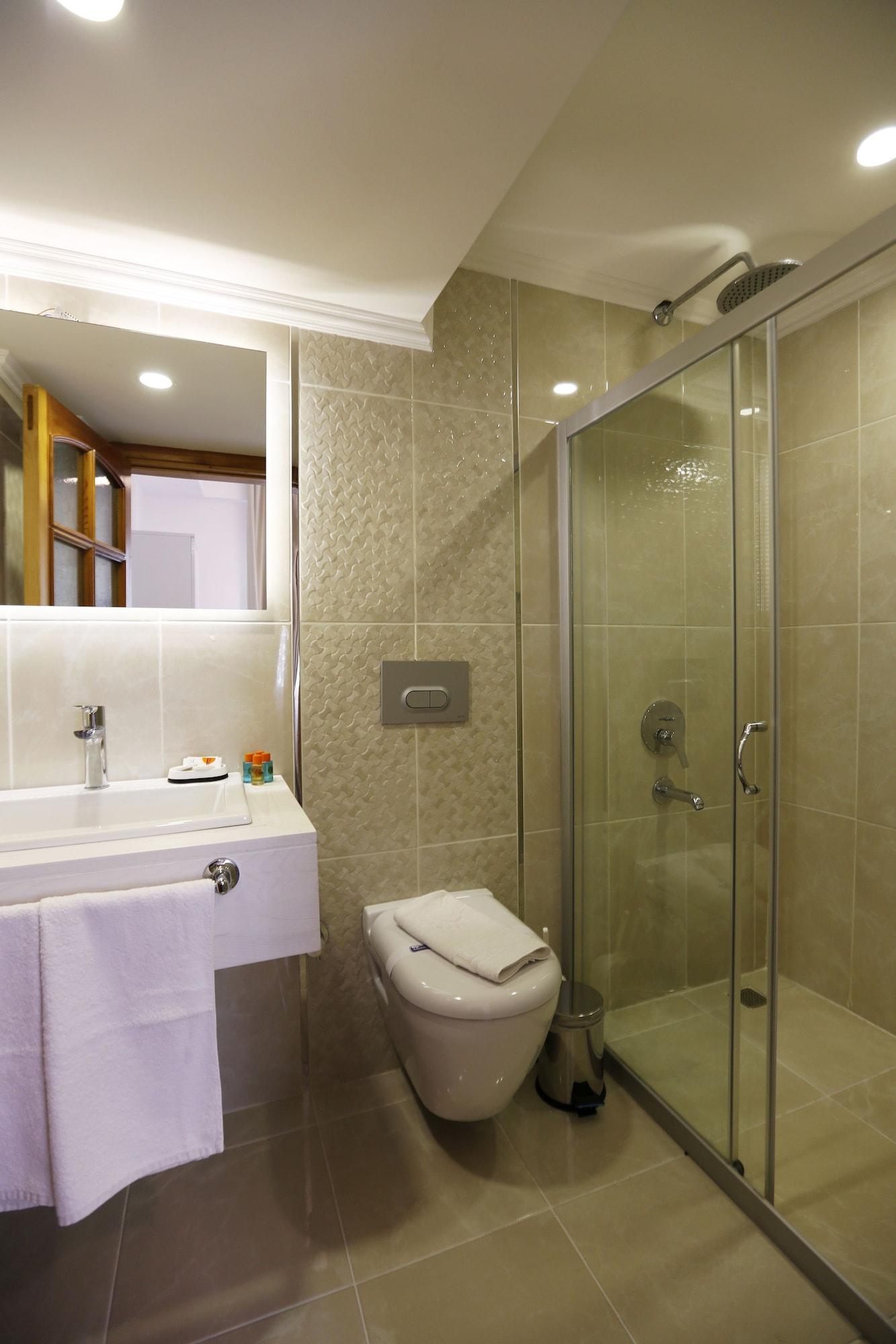 Himm Hotel Каш Екстериор снимка