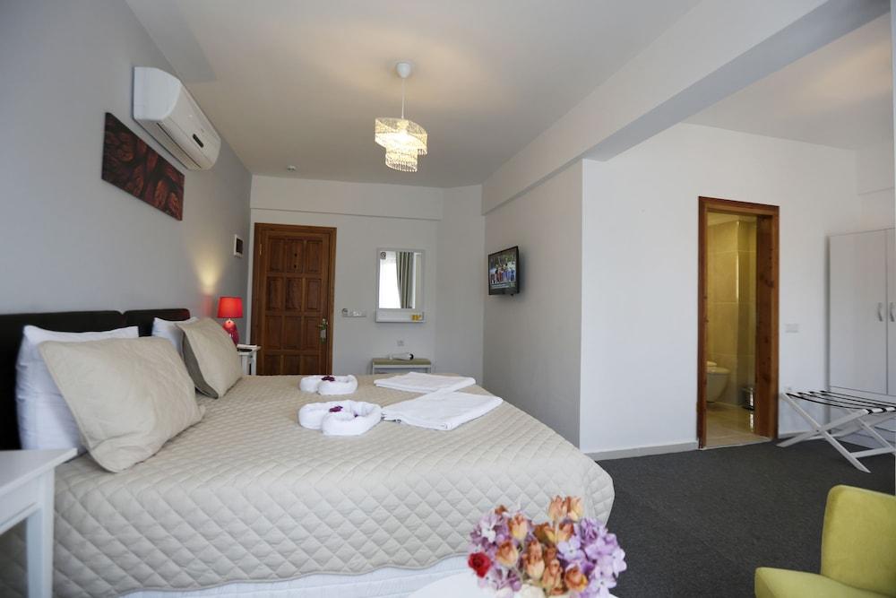 Himm Hotel Каш Екстериор снимка