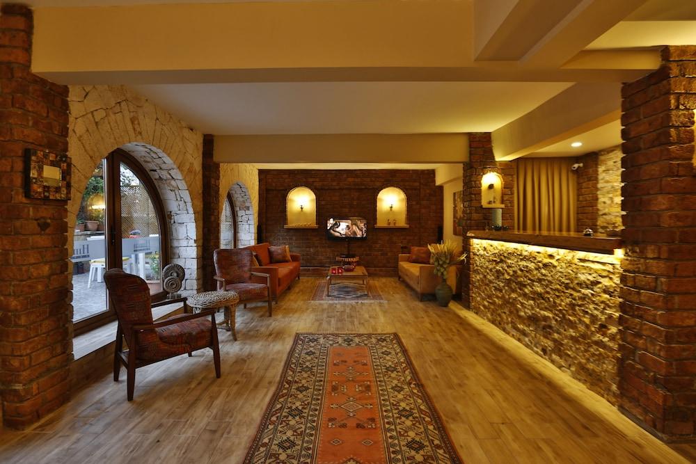 Himm Hotel Каш Екстериор снимка